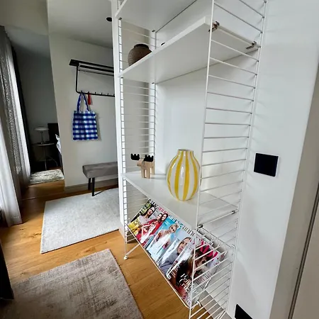 Appartamento Cozy In Kaupmehe With Big Terrace Reval